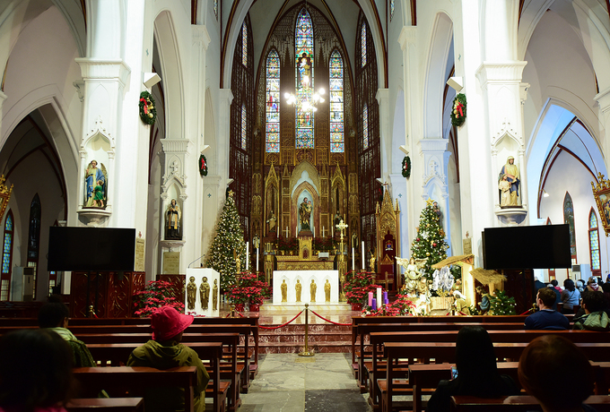 Nhà thờ Lớn trang hoàng đón Giáng sinh