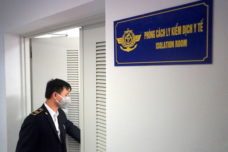 Phòng cách ly hành khách nghi nhiễm bệnh dịch. Ảnh: Gia Chính.