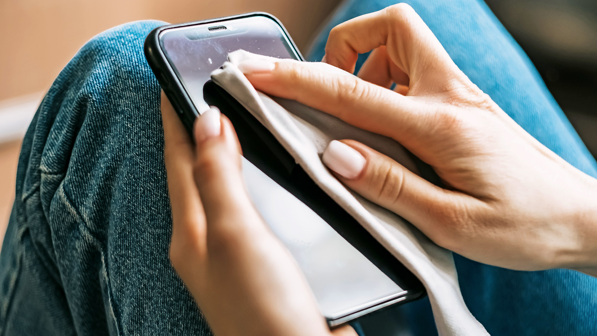 Ngoài rửa tay và hạn chế đi lại, áp dụng ngay 5 điều này để an toàn trong mùa dịch Covid-19 - 6